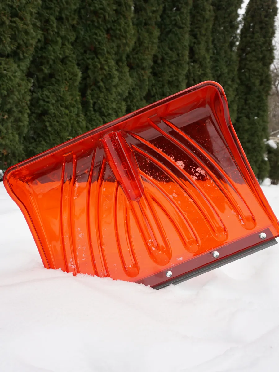 Лопата для снега "Крепыш", 450x335мм поликарбонатовая зимняя без черенка.