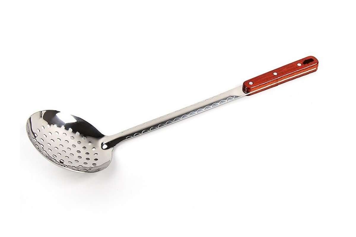 Шумовка для казана 45см, нержавеющая сталь, деревянная ручка.