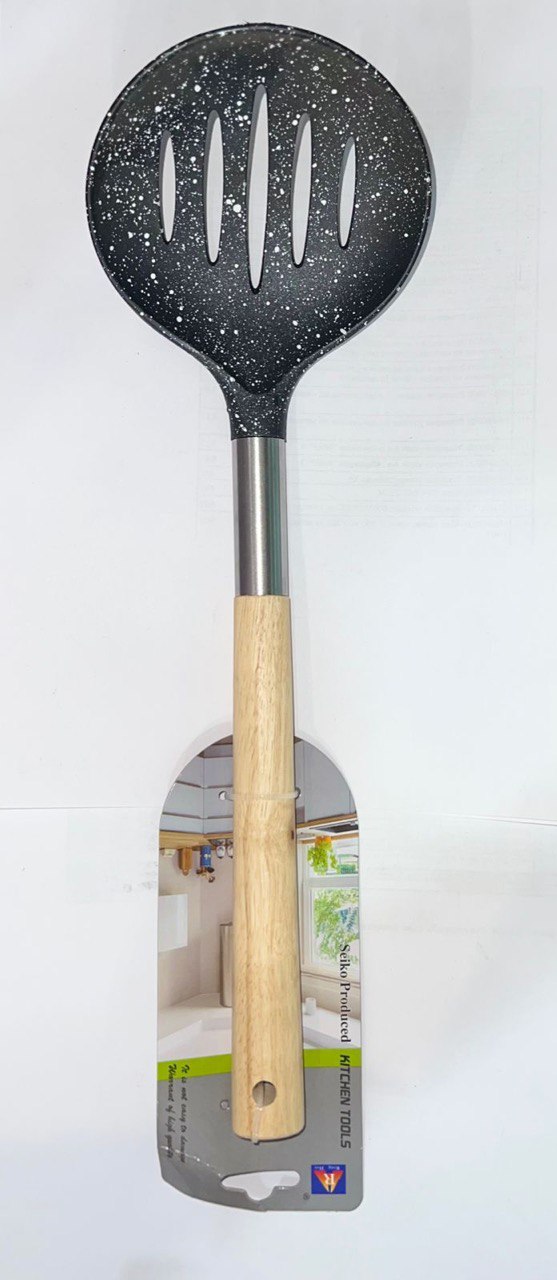 Шумовка с прорезями бежевая ручка (тефлон) 35см. "KITCHEN TOOLS"