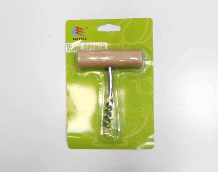 Штопор с деревянной ручкой на блистере